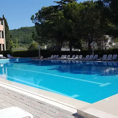 Royal Hotel