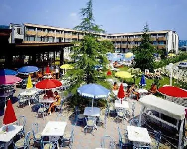 Royal Hotel