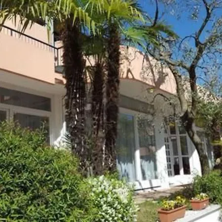 Royal Ξενοδοχείο Γκάρντα