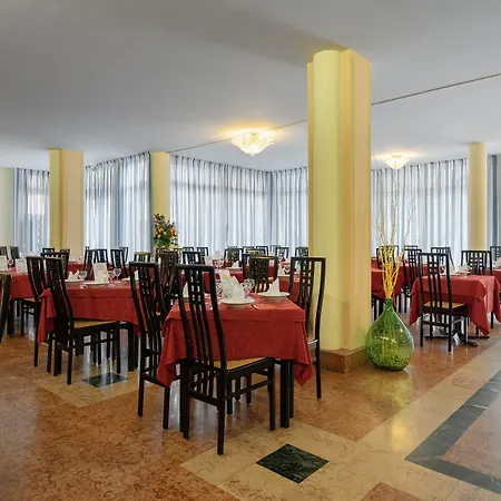 Royal Ξενοδοχείο