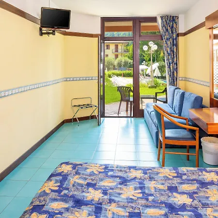 Royal 3* Garda (Verona)