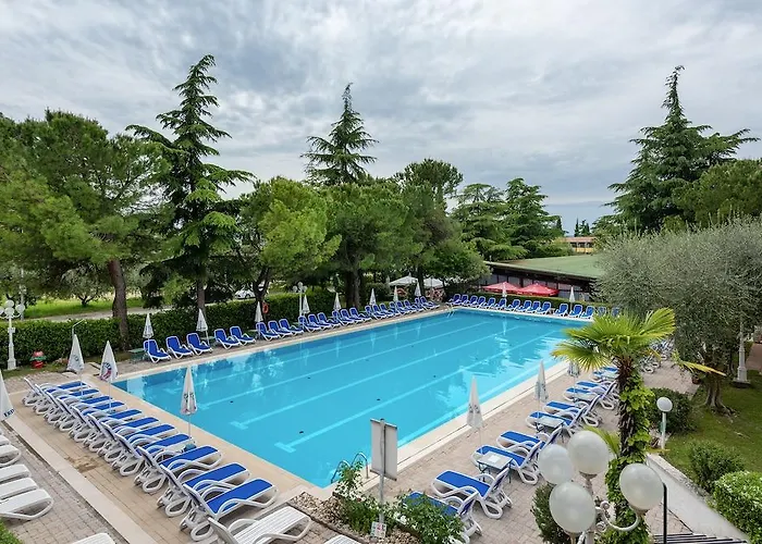 Royal Отель Гарда