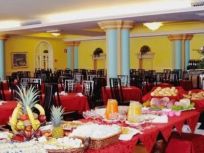 Отель Royal Гарда