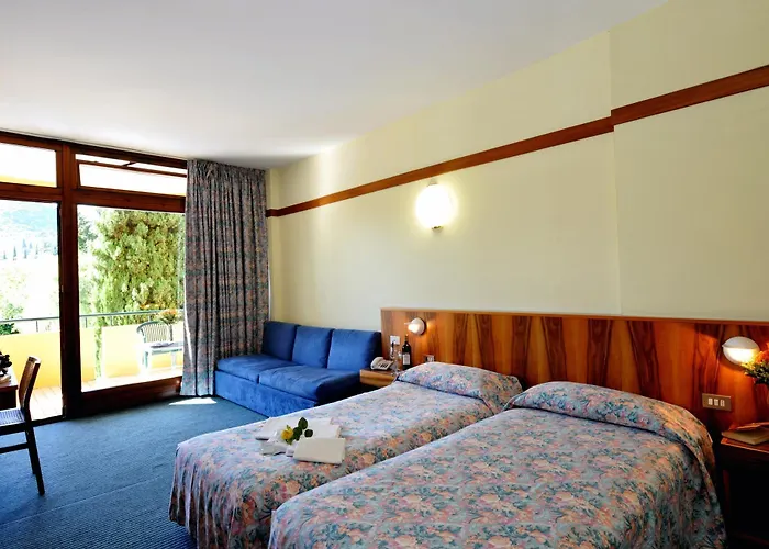 Отель Royal Гарда